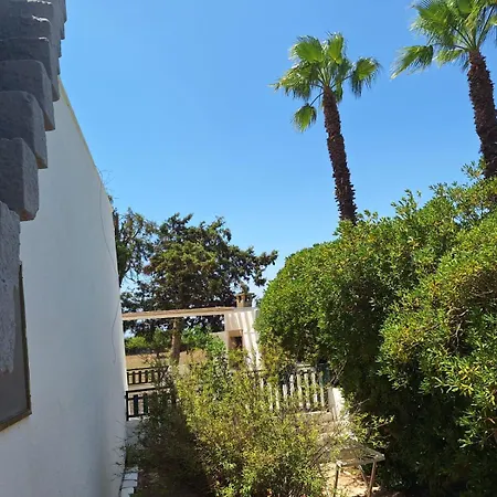 Holiday home Vacanze Nella Natura Con Vista Mare *